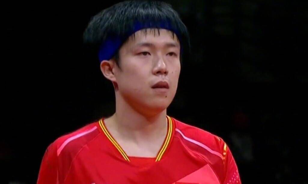 封神降魔第二部，是在系列第一部片子改编神话获得必然成就后的作品，我们对峙了继续原著《封神榜》神话细节的发掘和特点表达。加密意的描述，姜子牙是元始天尊的门徒，在古代的文化系统中师徒如父子，原著中只是轻描过元始天尊爱好姜子牙，可是若何表达，我们在此部的说话和步履中描述更加显像。这部的另外一个关头人物杨戬在神话中为劈山救母的原型，他怙恃身上人神间的矛盾和忌讳恋爱发生的后果都要他来背负，他是个贵族孤儿，对家庭的巴望对母亲的期许，都成了本篇情字塑造的关头，每一个人物背后所代表的是一类人的身影，他们或相合或相争，都是我们这个时期的缩影的表示。谈古实在就是谈今，制造与时期的共识。
